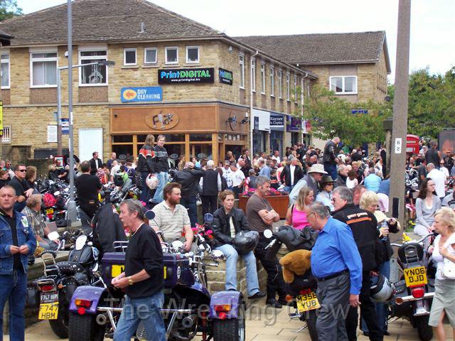 Baildon 2007 Angie - Paul - Mikaela (210).JPG